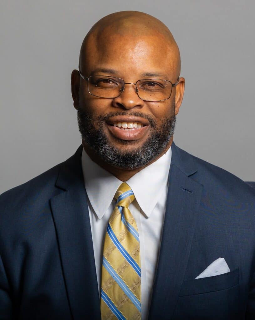 Mac McNeil Headshot