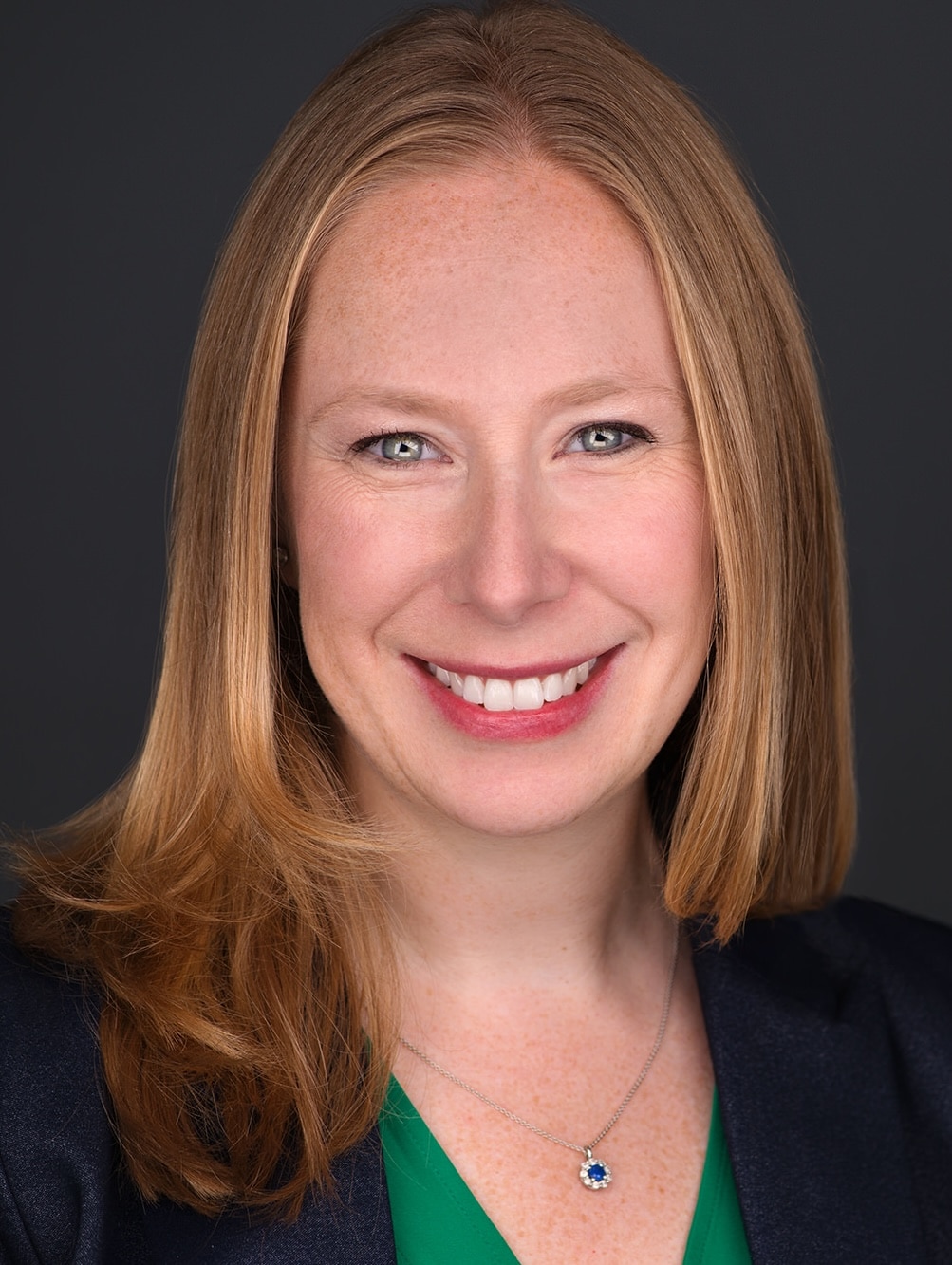 Julie Lammers Headshot